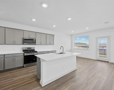 432 Wilshire Rd - Photo Thumbnail 5
