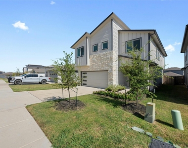 432 Wilshire Rd - Photo Thumbnail 1