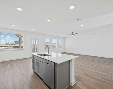 432 Wilshire Rd - Photo Thumbnail 9