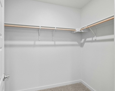 432 Wilshire Rd - Photo Thumbnail 18