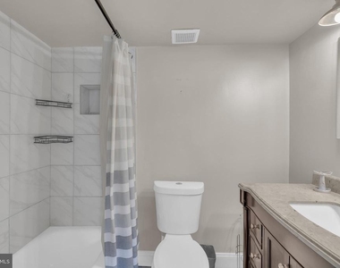 5107 Crossfield Court - Photo Thumbnail 13