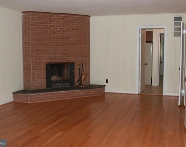 6324 Lenox Road - Photo Thumbnail 13