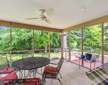 6324 Lenox Road - Photo Thumbnail 15