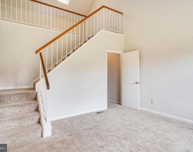 8830 Thomas Lea - Photo Thumbnail 48