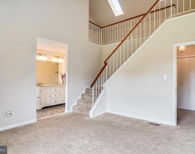 8830 Thomas Lea - Photo Thumbnail 47