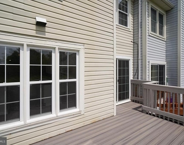 8830 Thomas Lea - Photo Thumbnail 21