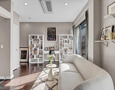 1320 Fenwick Lane - Photo Thumbnail 29