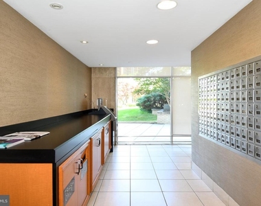 10201 Grosvenor Place - Photo Thumbnail 22