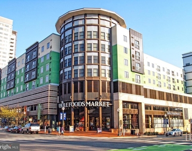 10201 Grosvenor Place - Photo Thumbnail 28
