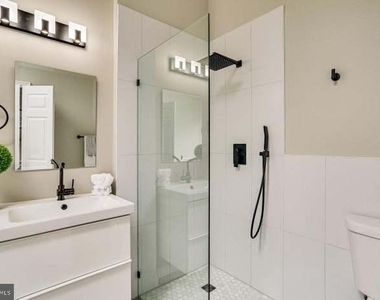 2111 Cambridge Park Court - Photo Thumbnail 27