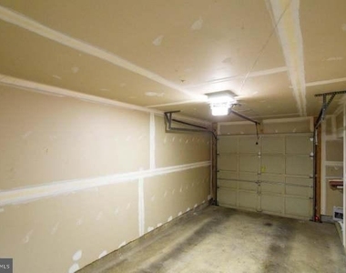 2111 Cambridge Park Court - Photo Thumbnail 37