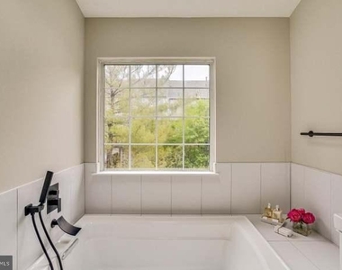2111 Cambridge Park Court - Photo Thumbnail 29
