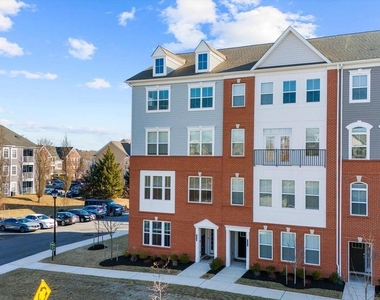 7738 Port Capital Drive - Photo Thumbnail 2