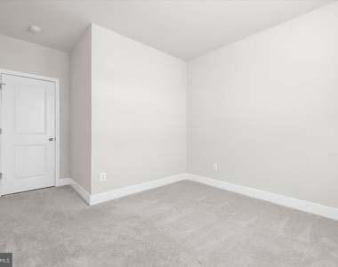 7738 Port Capital Drive - Photo Thumbnail 38