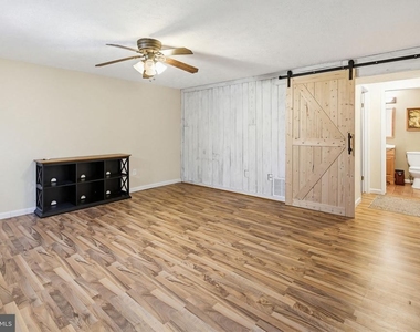 9402 Granite Hill - Photo Thumbnail 13