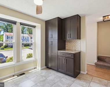 9402 Granite Hill - Photo Thumbnail 5