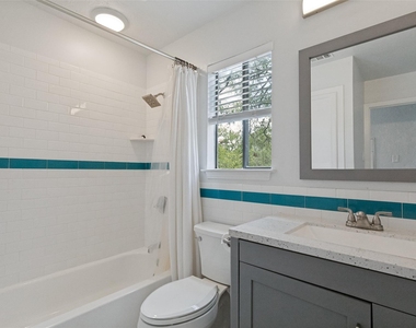 6810 Deatonhill Dr - Photo Thumbnail 7