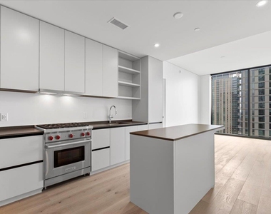 610 Davis St - Photo Thumbnail 5