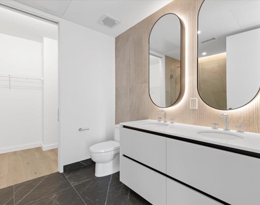 610 Davis St - Photo Thumbnail 13