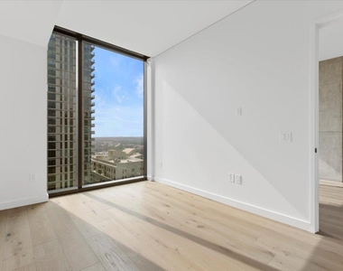 610 Davis St - Photo Thumbnail 11