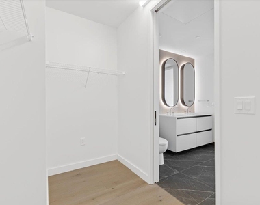 610 Davis St - Photo Thumbnail 15