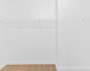 610 Davis St - Photo Thumbnail 16