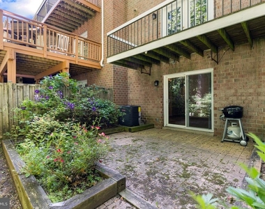 11861 New Country Lane - Photo Thumbnail 39