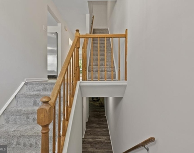 11861 New Country Lane - Photo Thumbnail 1