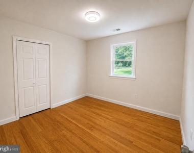 12658 Scaggsville Road - Photo Thumbnail 3