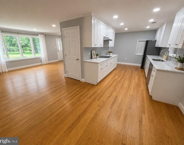 12658 Scaggsville Road - Photo Thumbnail 7