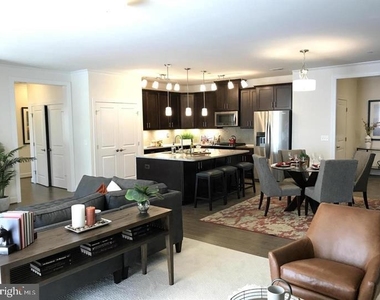 10530 Resort Road - Photo Thumbnail 15