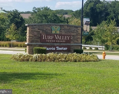 10530 Resort Road - Photo Thumbnail 1