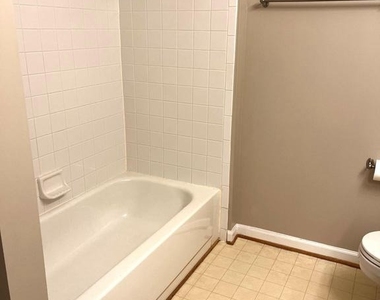 7952 Brightlight Place - Photo Thumbnail 17