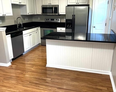 7952 Brightlight Place - Photo Thumbnail 7