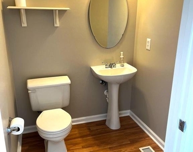 7952 Brightlight Place - Photo Thumbnail 9