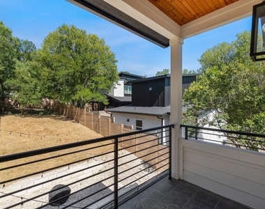 1409 Greenwood Ave - Photo Thumbnail 16