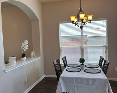 6900 Deorsam Loop - Photo Thumbnail 14