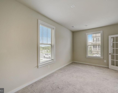 3608 Timber Green Drive - Photo Thumbnail 11