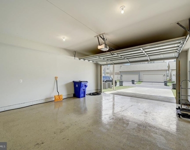 3608 Timber Green Drive - Photo Thumbnail 46