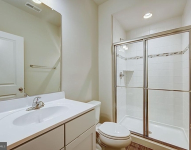 3608 Timber Green Drive - Photo Thumbnail 25