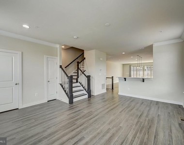 3608 Timber Green Drive - Photo Thumbnail 14