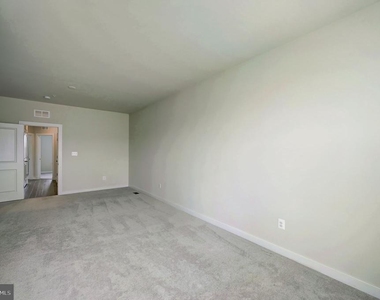 3608 Timber Green Drive - Photo Thumbnail 30