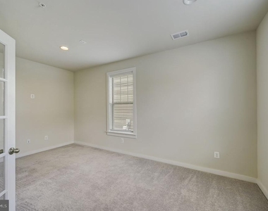 3608 Timber Green Drive - Photo Thumbnail 8