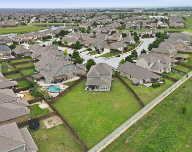 165 Carlina Loop - Photo Thumbnail 1