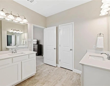 165 Carlina Loop - Photo Thumbnail 23