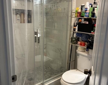 421 Spalding Court - Photo Thumbnail 16