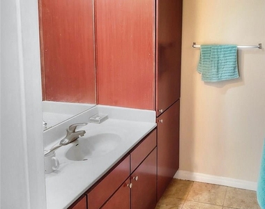 2505 San Gabriel St - Photo Thumbnail 7