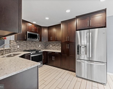 3336 Fordington Place - Photo Thumbnail 14