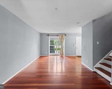 3336 Fordington Place - Photo Thumbnail 10