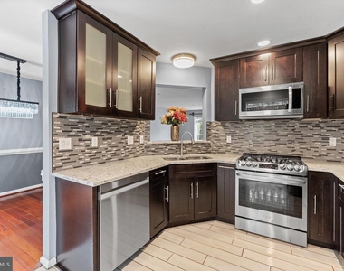 3336 Fordington Place - Photo Thumbnail 13
